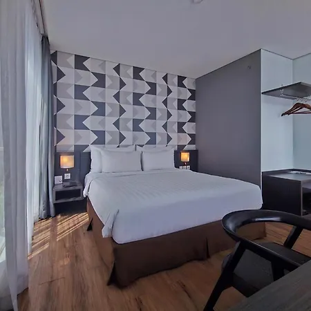 Luminor Hotel Jemursari By Wh With The Best Breakfast In Town And Located Near Surabaya Industrial Estate Rungkut Sier-3